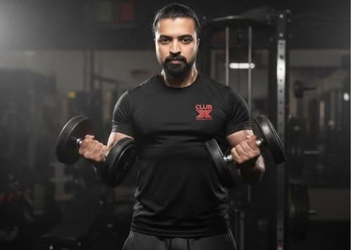 Dumbbell training at Club X